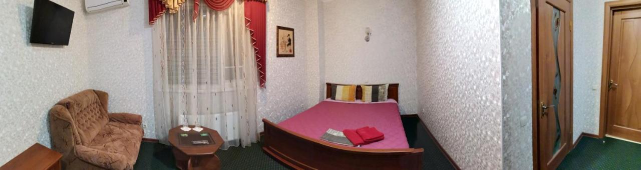 Atrium Hotel Melitopol Ngoại thất bức ảnh