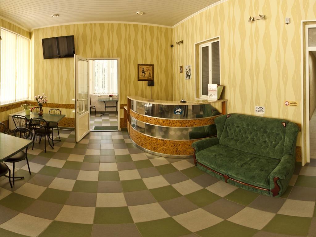 Atrium Hotel Melitopol Ngoại thất bức ảnh
